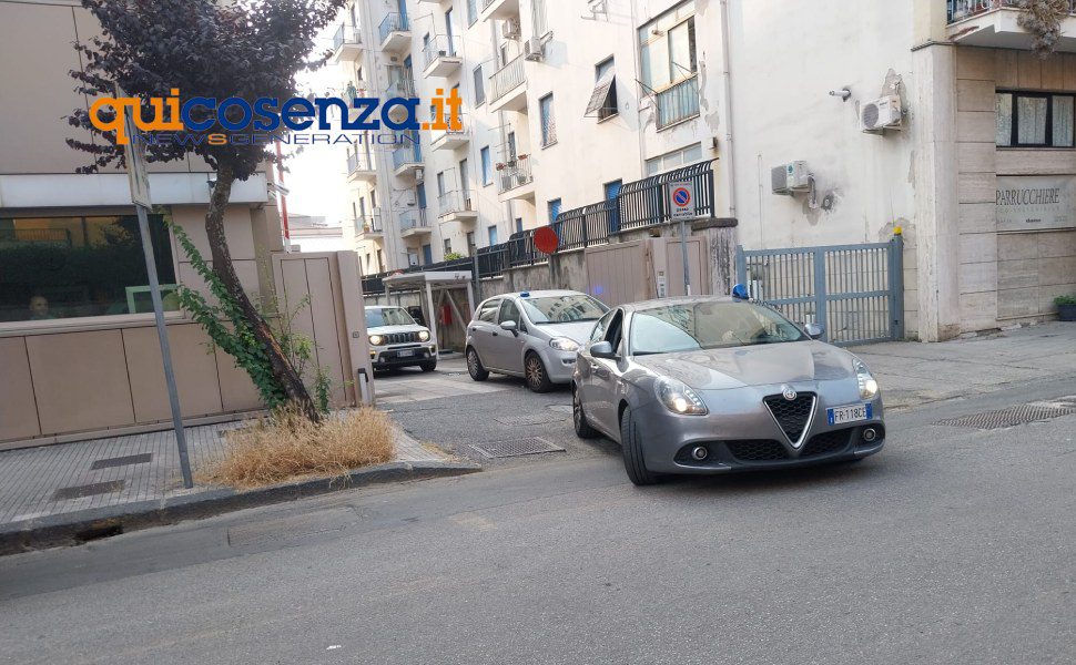 questura operazione polizia cosenza 02