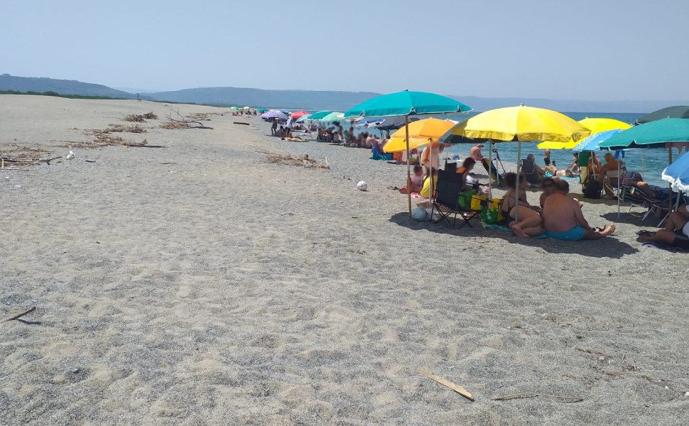 spiaggia litorale acconia