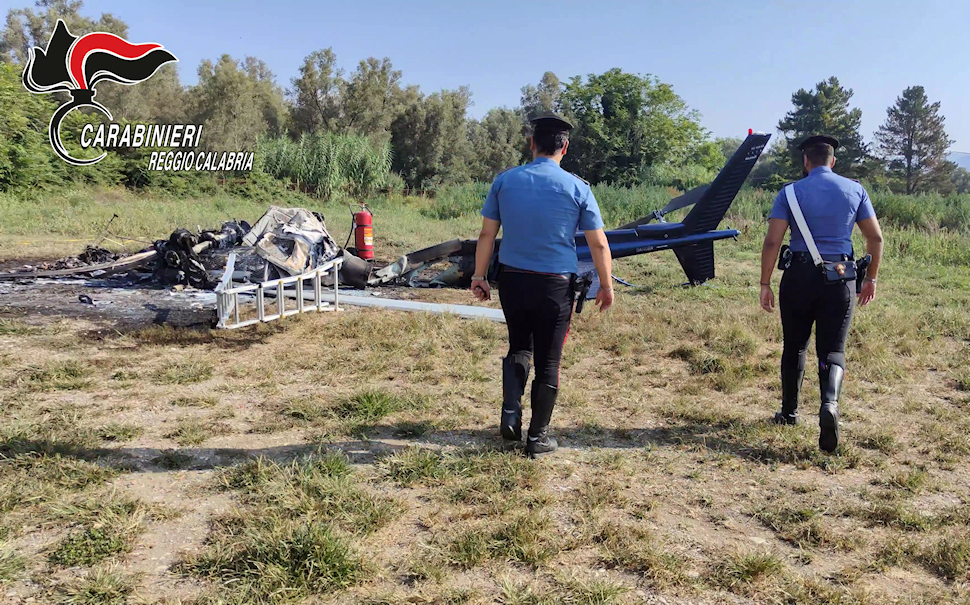 Elicottero Calabria verde02