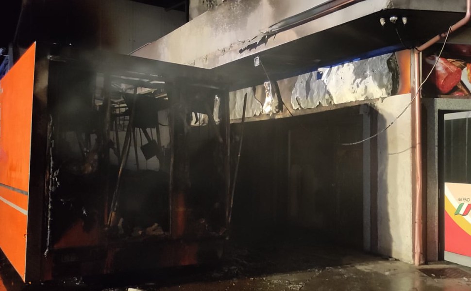 incendio siderno food truck 02