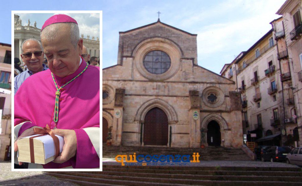 Duomo-Cattedrale-Cosenza-corso-telesio vescovo pallio
