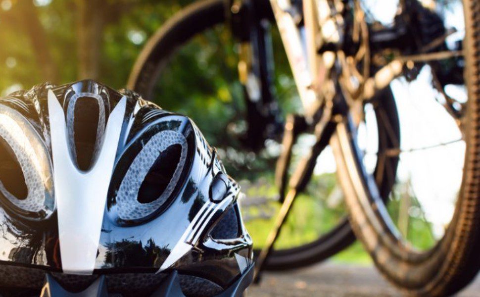 bicicletta casco generico