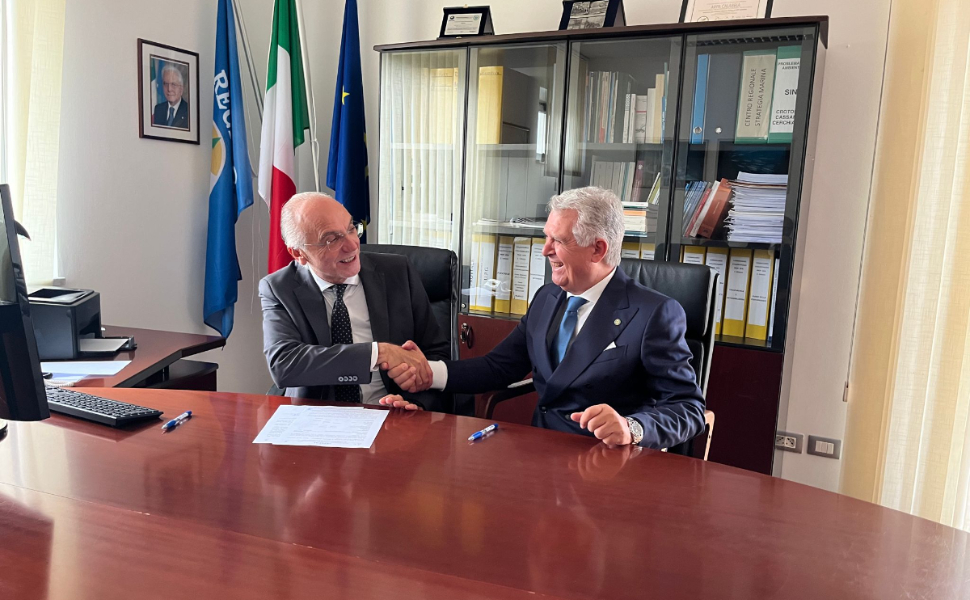 passaggio consegne Arpacal tra Iannone e Errigo