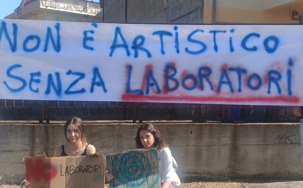 protesta liceo artistico rossano 03