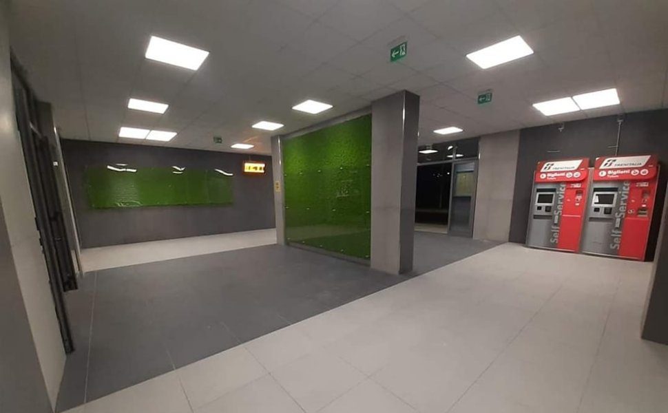 Sala attesa stazione ferroviaria scalea