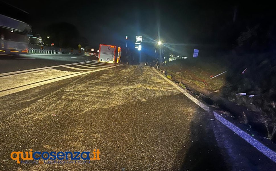 incidente a2 cosenza nord 04