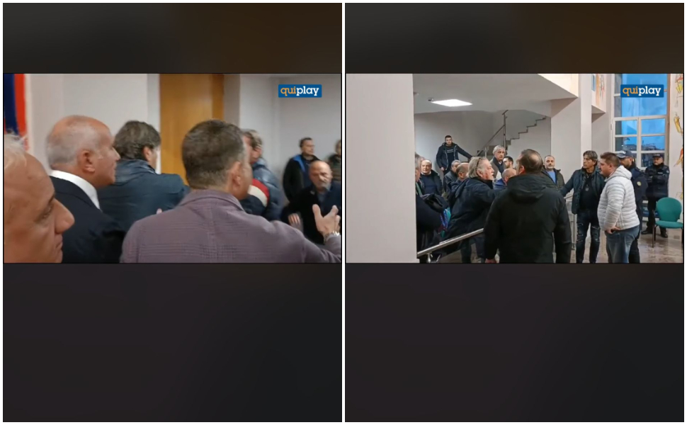 protesta-dipendenti-amaco-in-comune