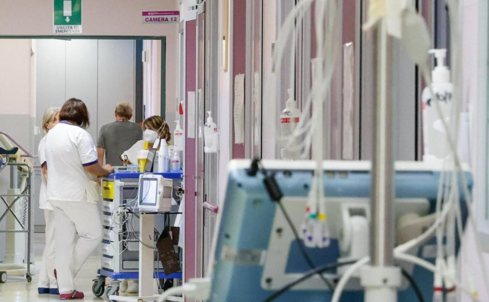 sanita-medici-e-infermieri.