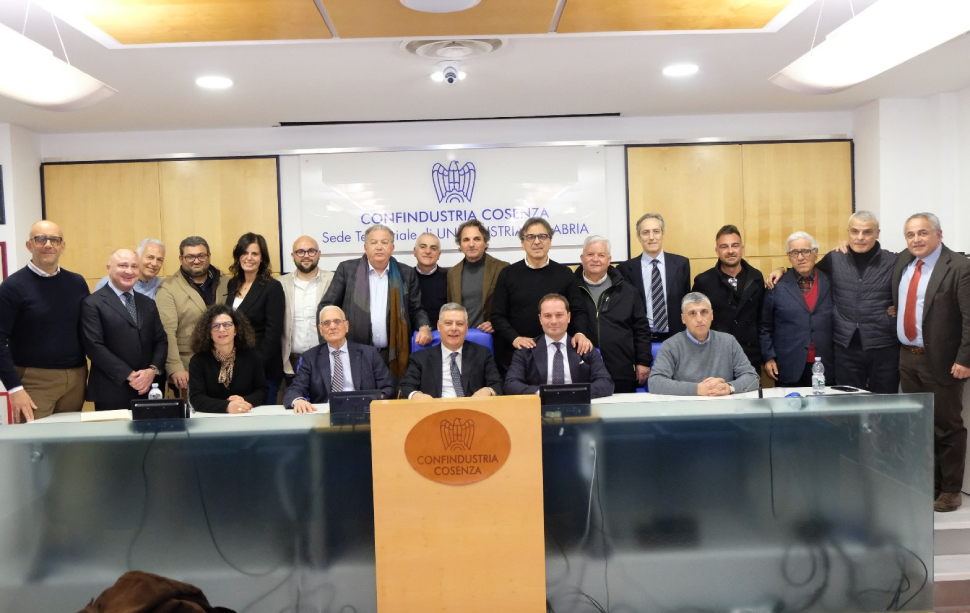 Galiano con il Consiglio Direttivo Ance Cosenza