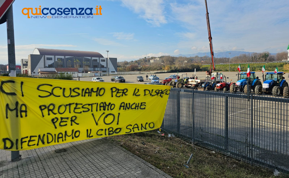 La protesta degli agricoltori a Rende