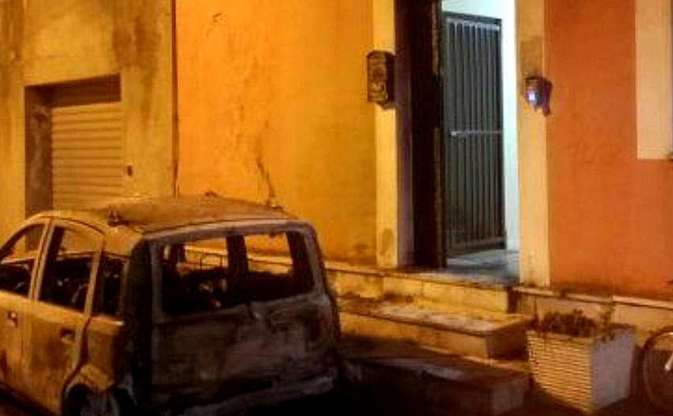 auto incendio don Rigoli
