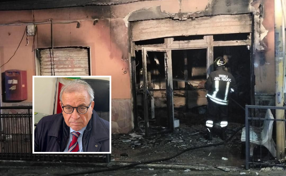 incendio poste mandatoriccio sindaco grispino