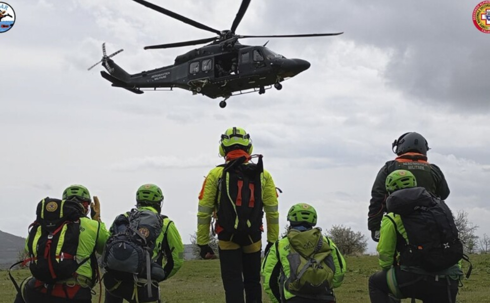 Esercitazione-Areonautica-Soccorso-Alpino