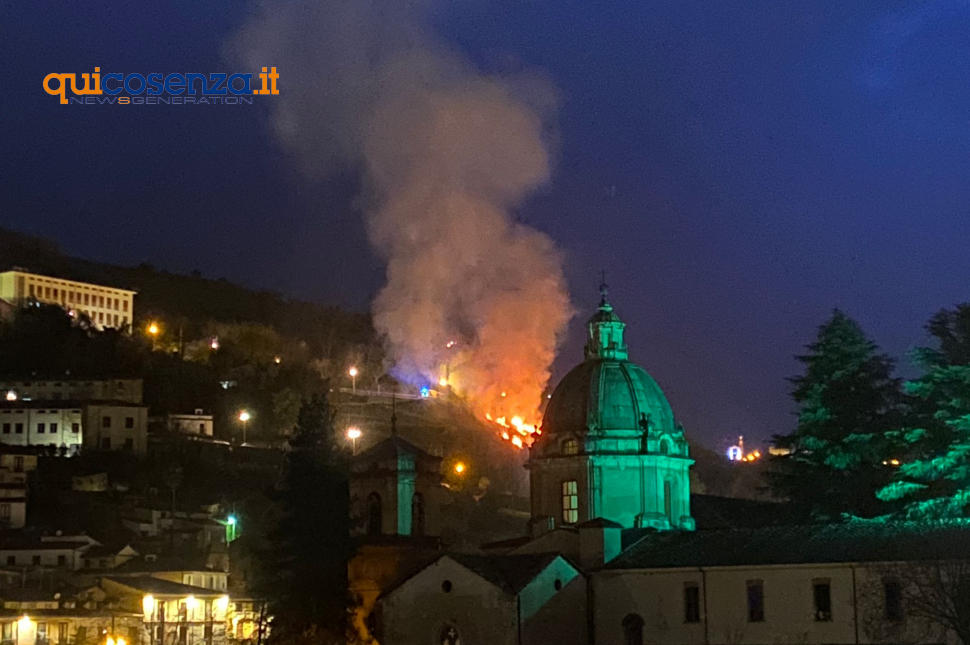 Incendio Cosenza
