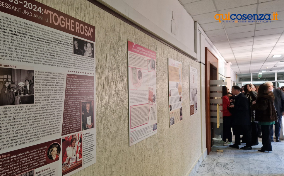 pannello mostra tribunale 03