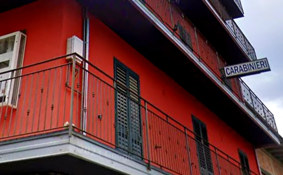 stazione carabinieri torano castello