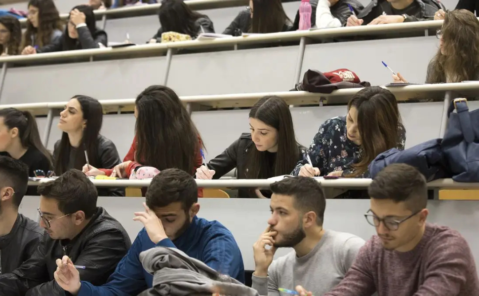 studenti-aula-lezione-unica