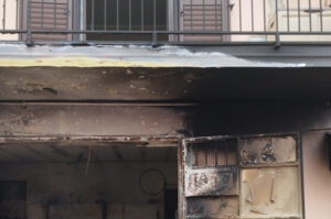 Incendio magazzino Spezzano Albanese1