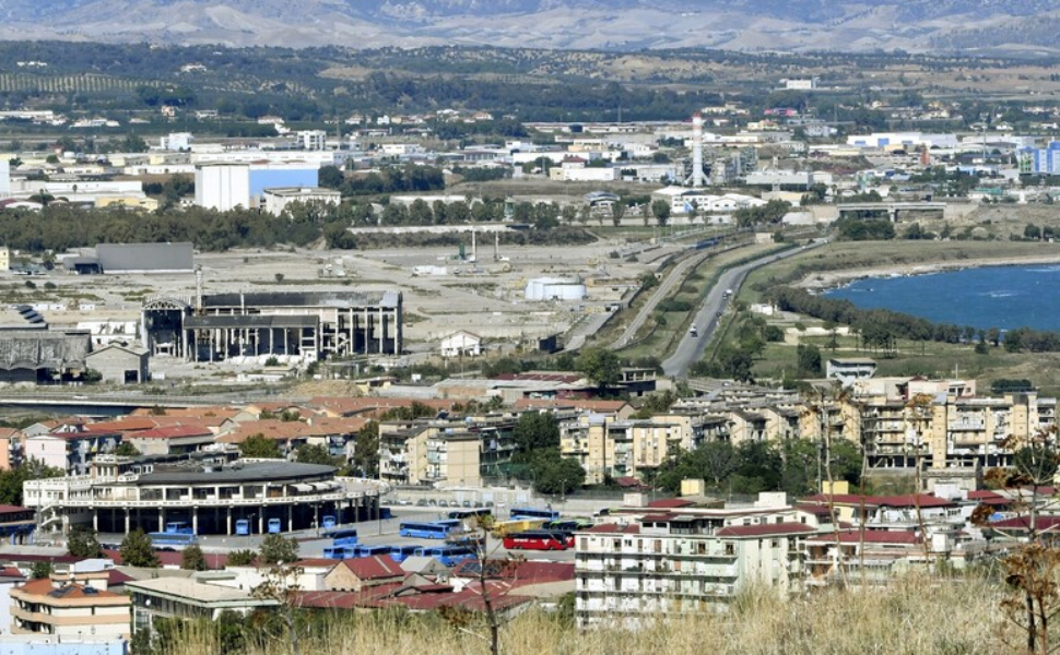 crotone bonifica sin rifiuti industriali