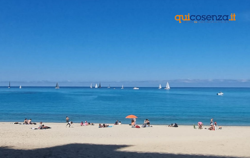mare estate caldo calabria