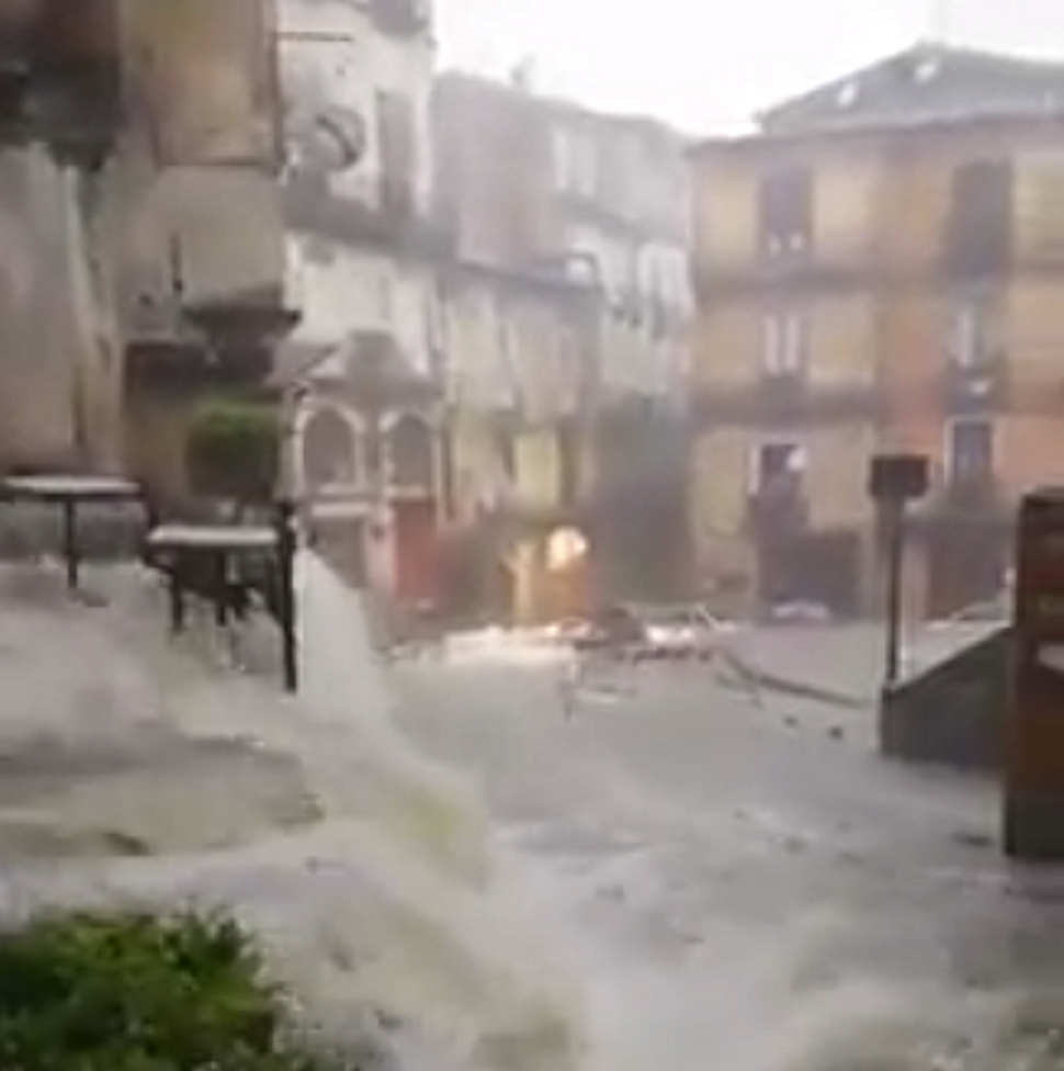 Centro storico cosenza maltempo