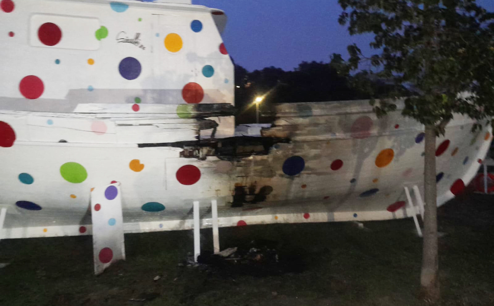 incendio san nikolaos crotone