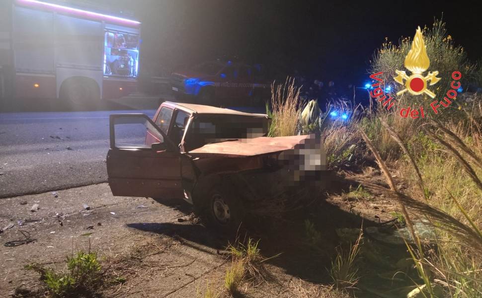 inciednte tra cropani e sersale cz 02