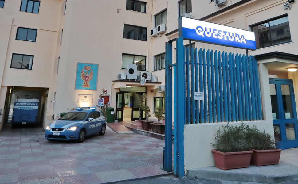 questura di crotone