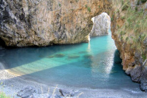 Arcomagno-San-nicola-Arcella_spiagge-provincia-Cosenza