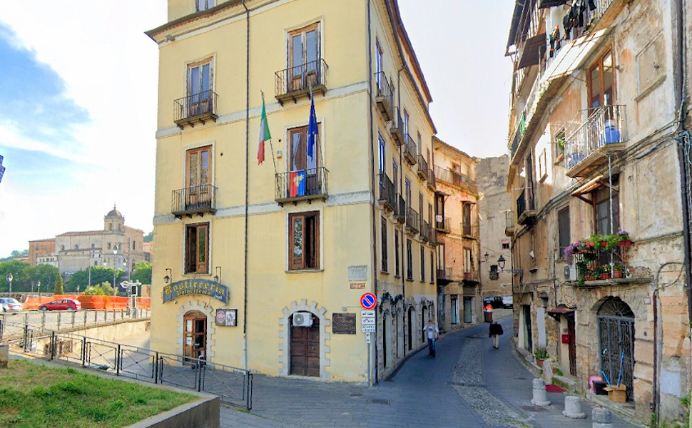 Ex-Albergo-Bologna-Cosenza