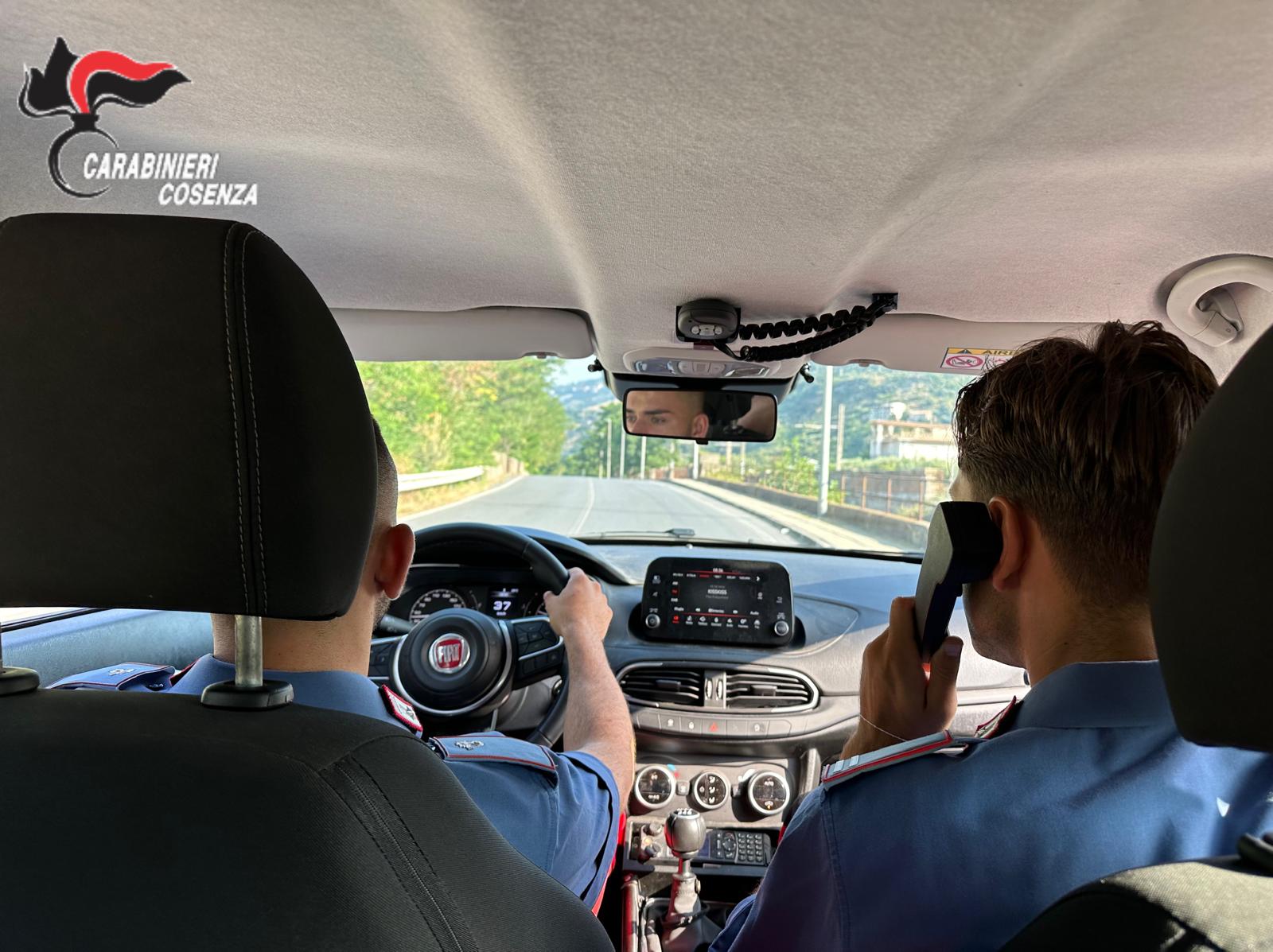 carabinieri in macchina cetraro