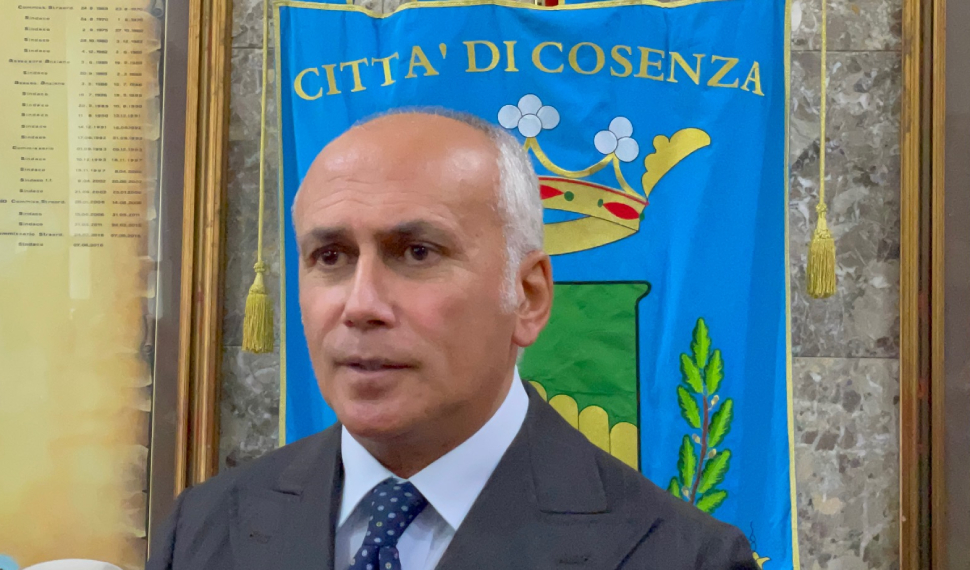 Franz-Caruso-sindaco-Cosenza.