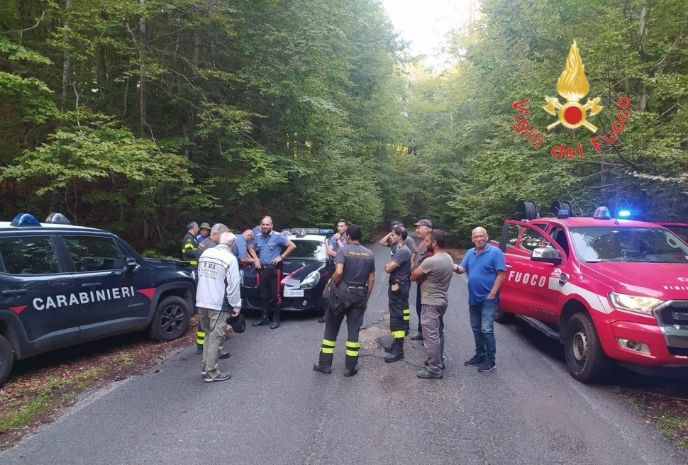 fungi fungaiolo soccorso vigili del fuoco e carabinieri