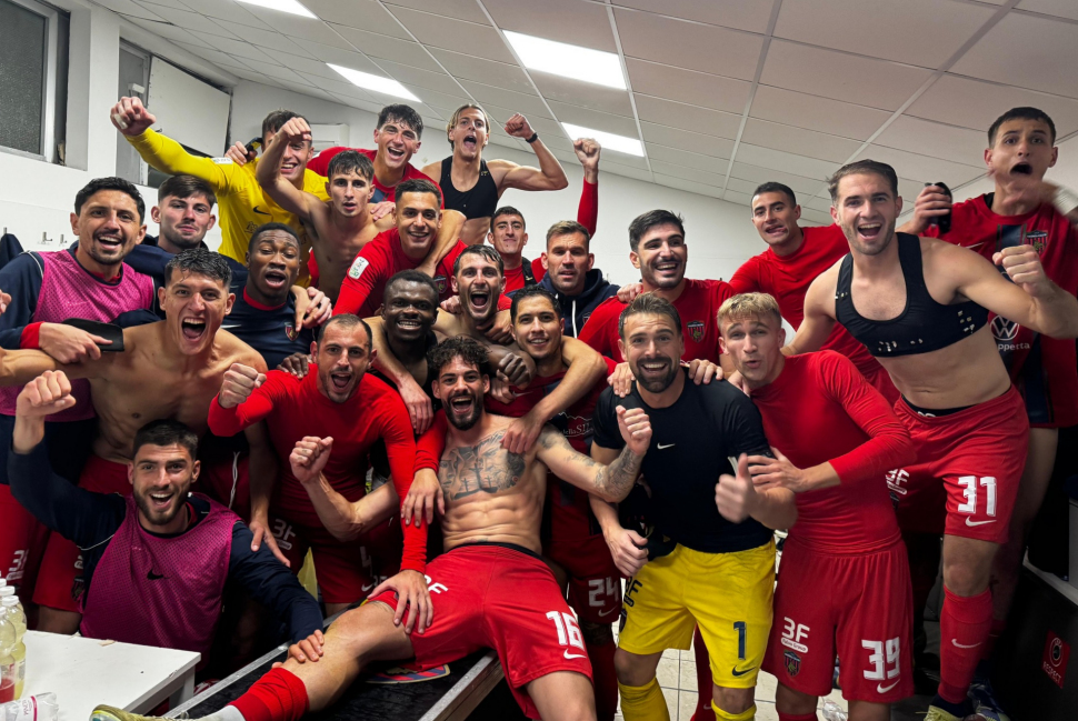 Cosenza sqaudra esultanza