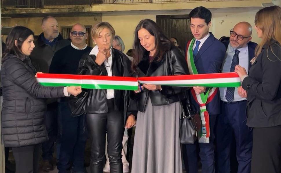 San Mango Aquino taglio nastro biblioteca nuccio ordine