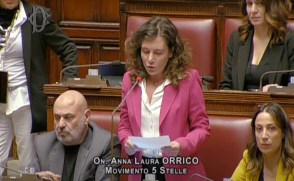 anna laura orrico aula camera