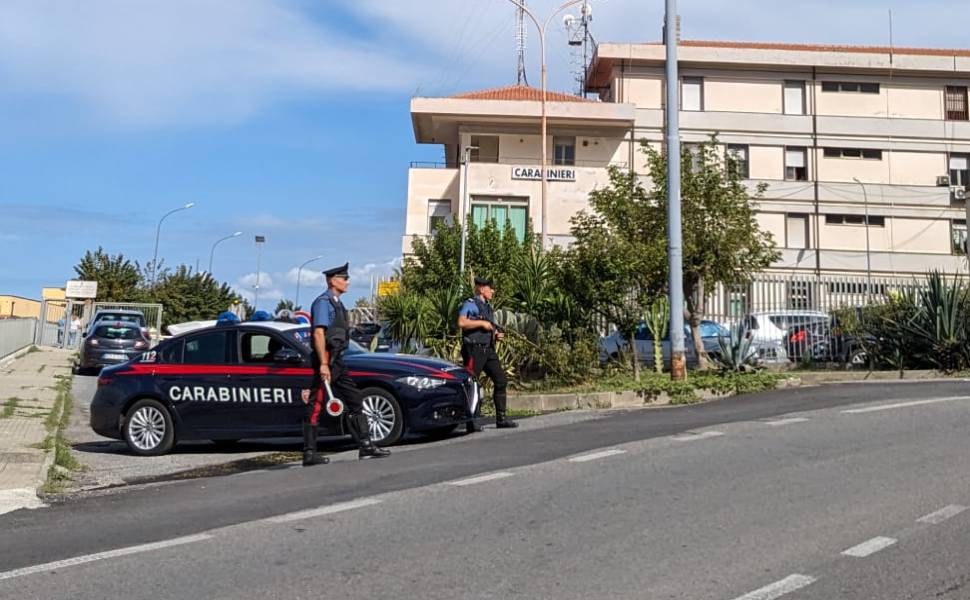 carabinieri di paola