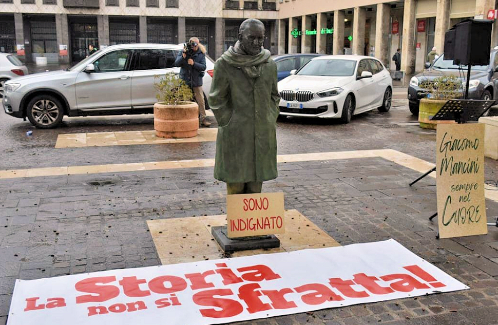 Statua Mancini