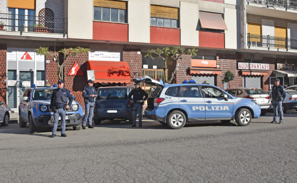 controlli-polizia-cosenza