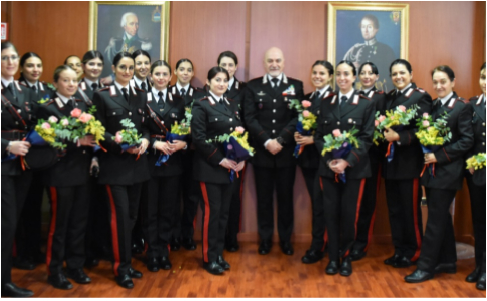 Cosenza-donne-carabinieri.
