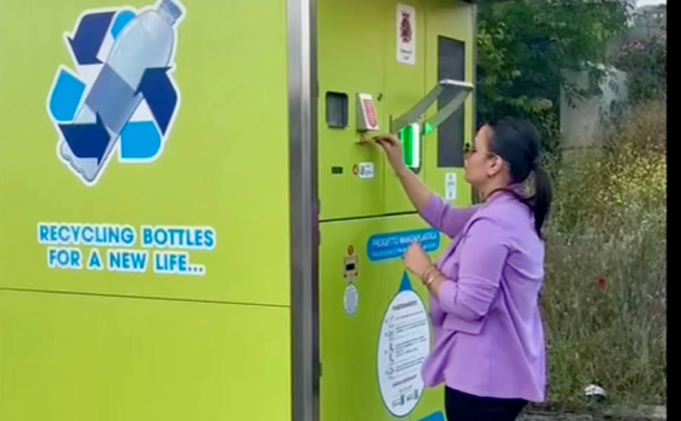 mangia-plastica-luzzi