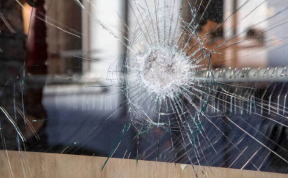 vetrina frantumi
