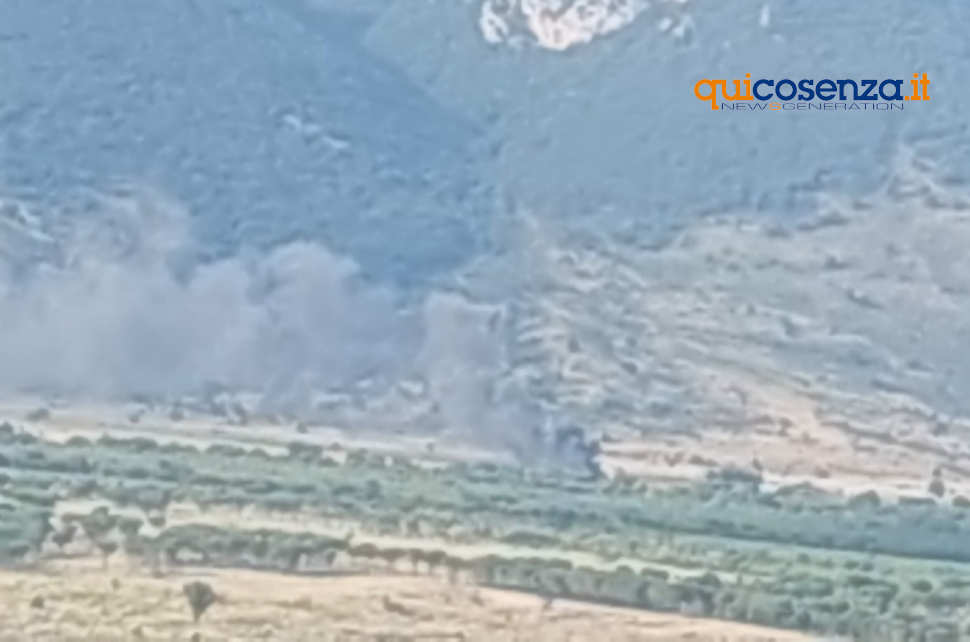 Incendio mezzo Pesante Castrovillari