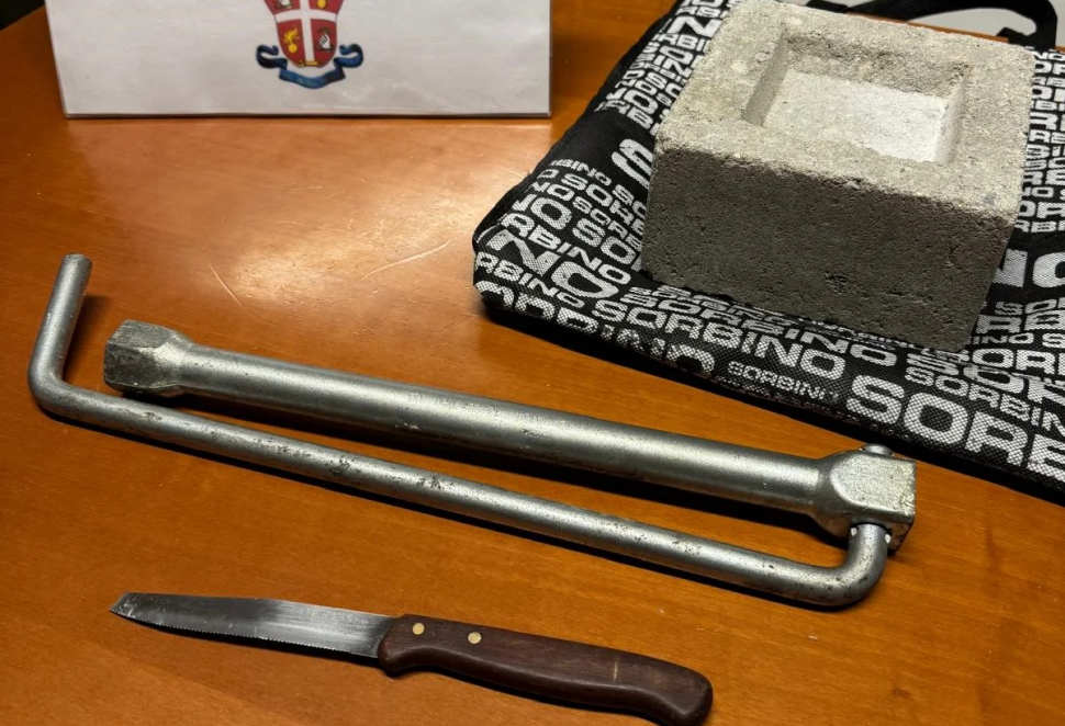 Postamat tentato furto