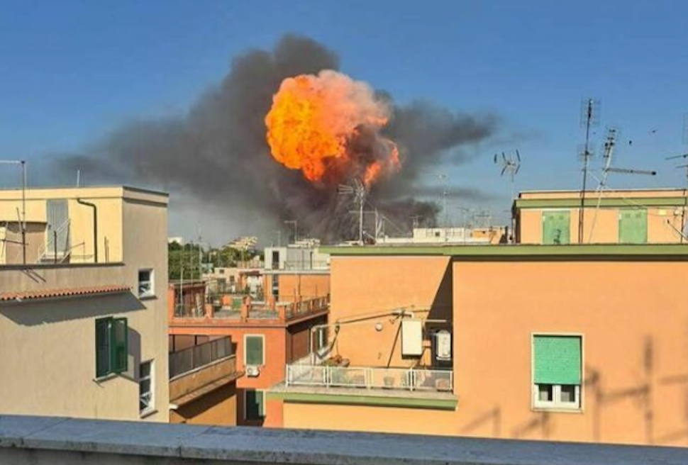 Esplosione Roma