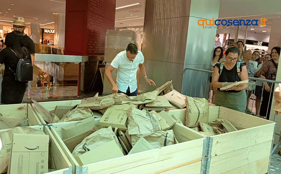 Pacchi smarriti metropolis Rende