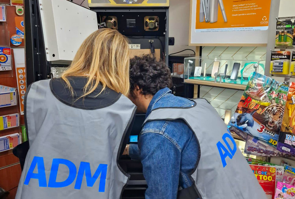 Slot machine illegali sequestro