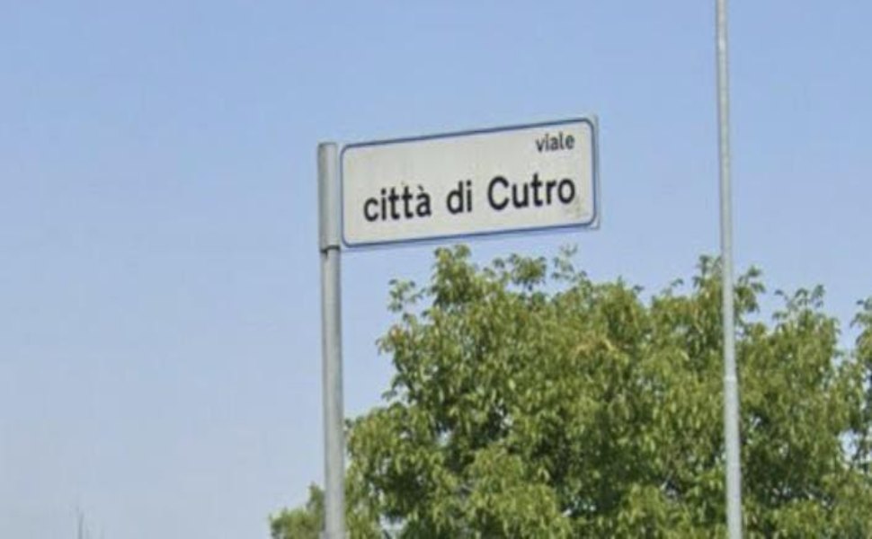 Viale Città di Cutro