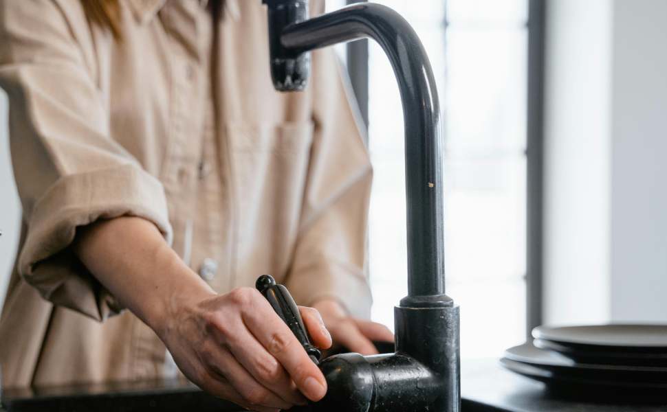 rubinetto senza acqua emergenza idrica generico