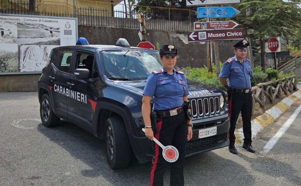 Casabona carabinieri